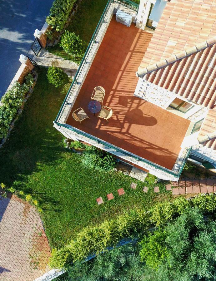Neriides Villas แอร์ซอนิสซอส ภายนอก รูปภาพ